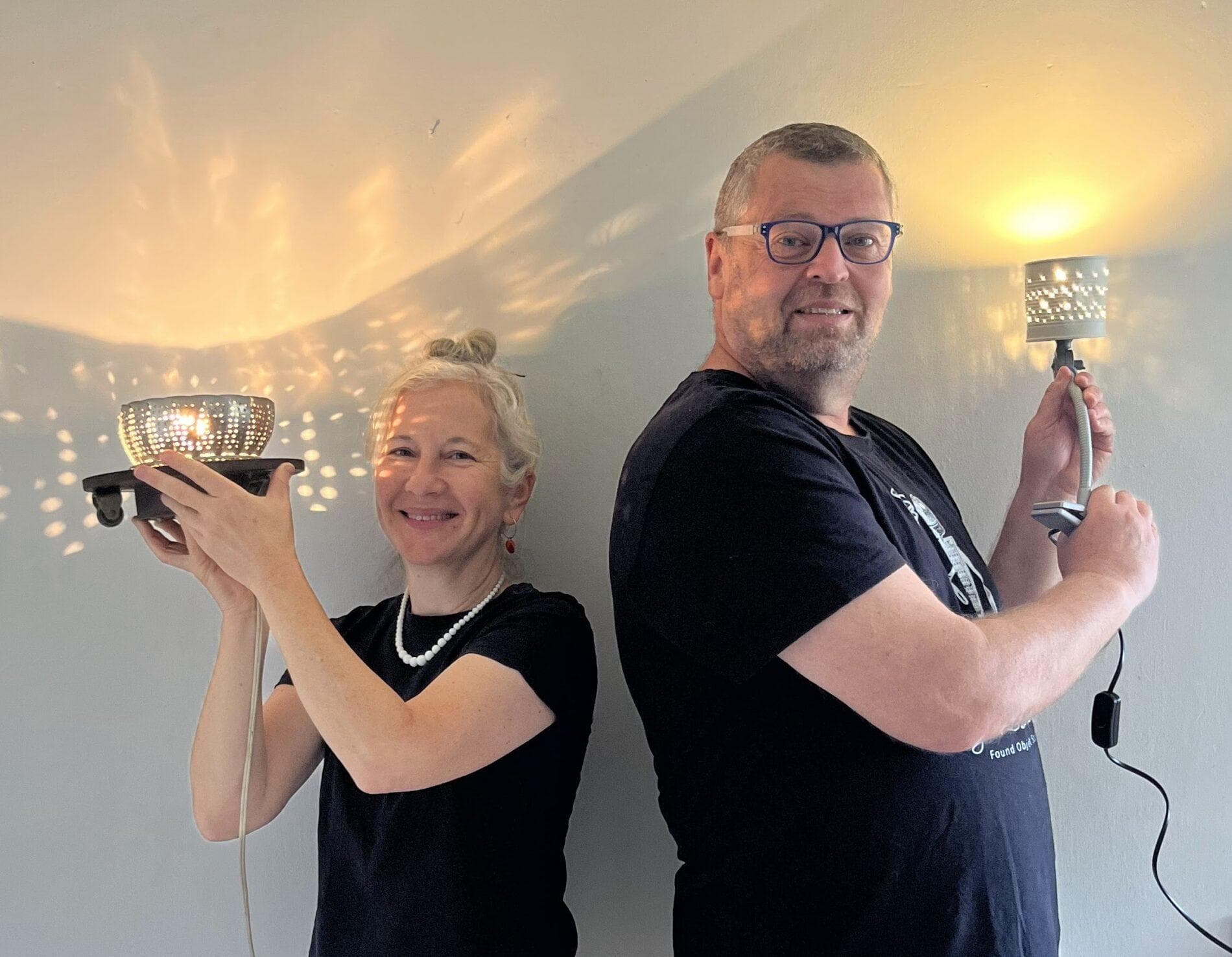 סדנת  RE-LIGHT עם אמני המיחזור פולה רייקין ויגאל רוזנבלט