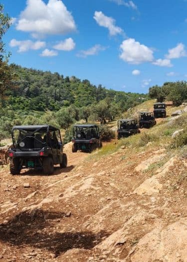 רייזרים בבוץ ופיתות דרוזיות על הסאג’ – מסלול שטח עם טעם גלילי