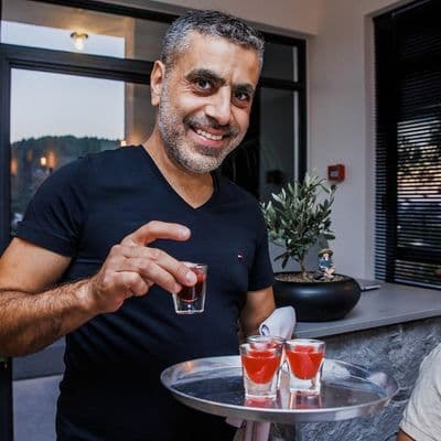 אלומה מסעדת ביסטרו - בעלים